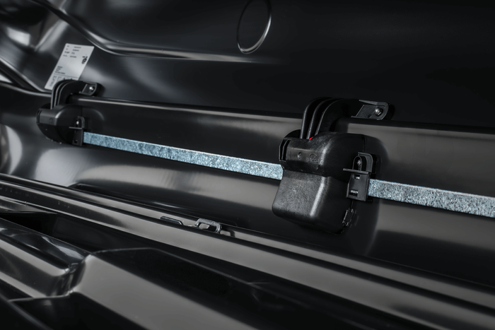 Box dachowy Inter Pack Zenith 6.6 czarny metalik