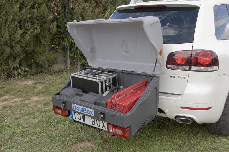 Towbox V1 Silver Edition - bagażnik box montowany na hak