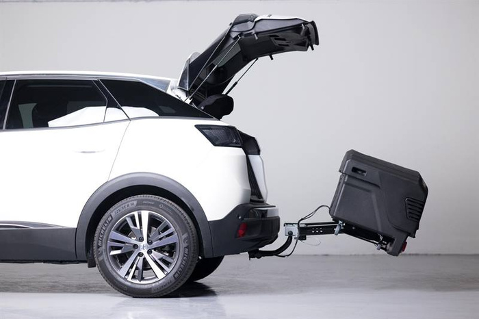 Towbox EVO urban black - bagażnik box montowany na hak