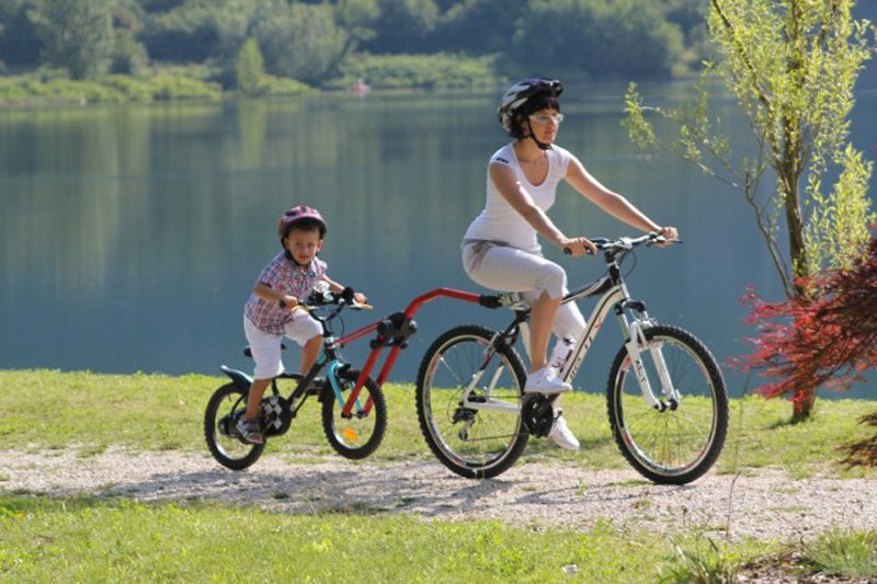 Trail Angel - hol drążek holowniczy do roweru dziecka - zielony